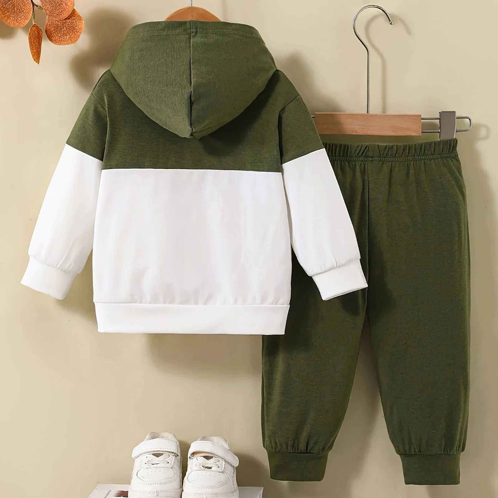 Color Blocked Baby Boy Sweatshirt Suit 6-9 Months - Georgenest.com